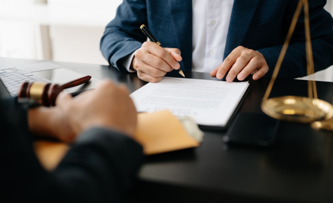 signing legal documents